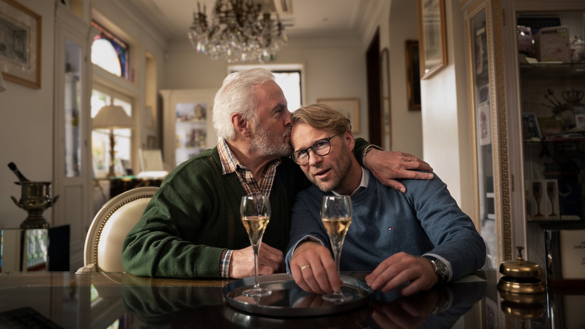 Champagne is voelbare roadmovie met rafelrandjes